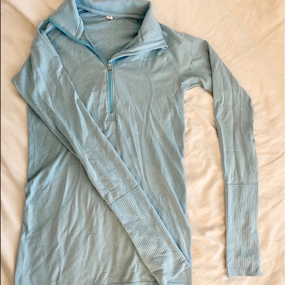 Lululemon long sleeve shirt